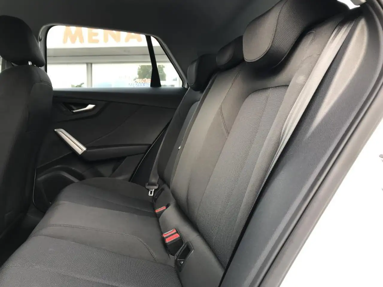 Audi Q2 35 TFSI S-Tronic Business Advanced NAVI+FULL LED+CAMERA 7