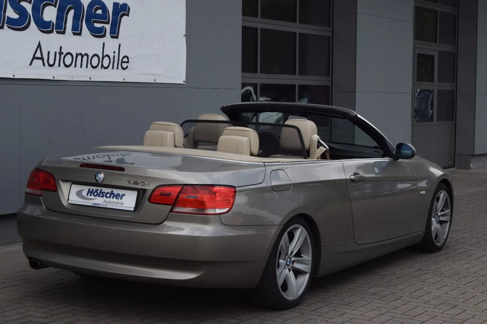 BMW 320 Baureihe 3 Cabrio 320i - 2