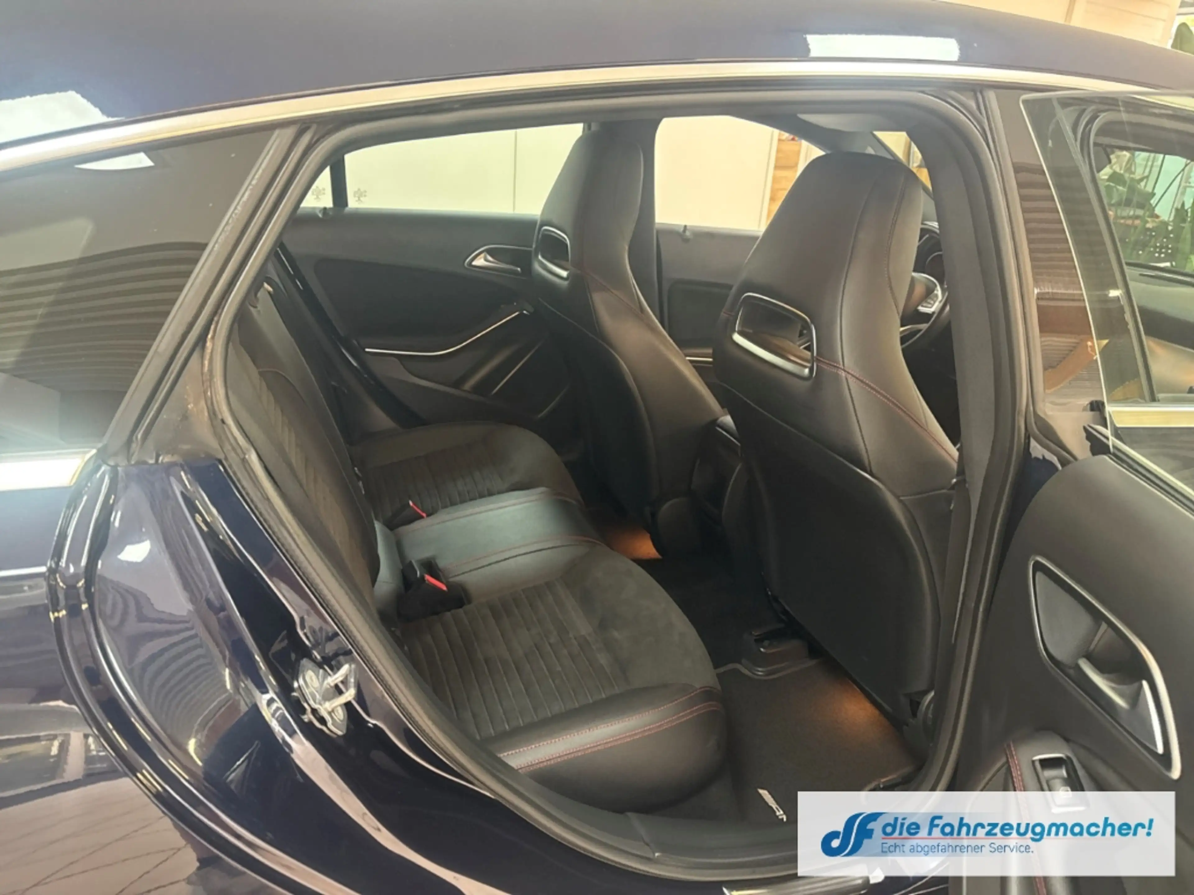 Mercedes-Benz CLA 180 AMG Sportpaket Navi LED *EXPORT — photo 14