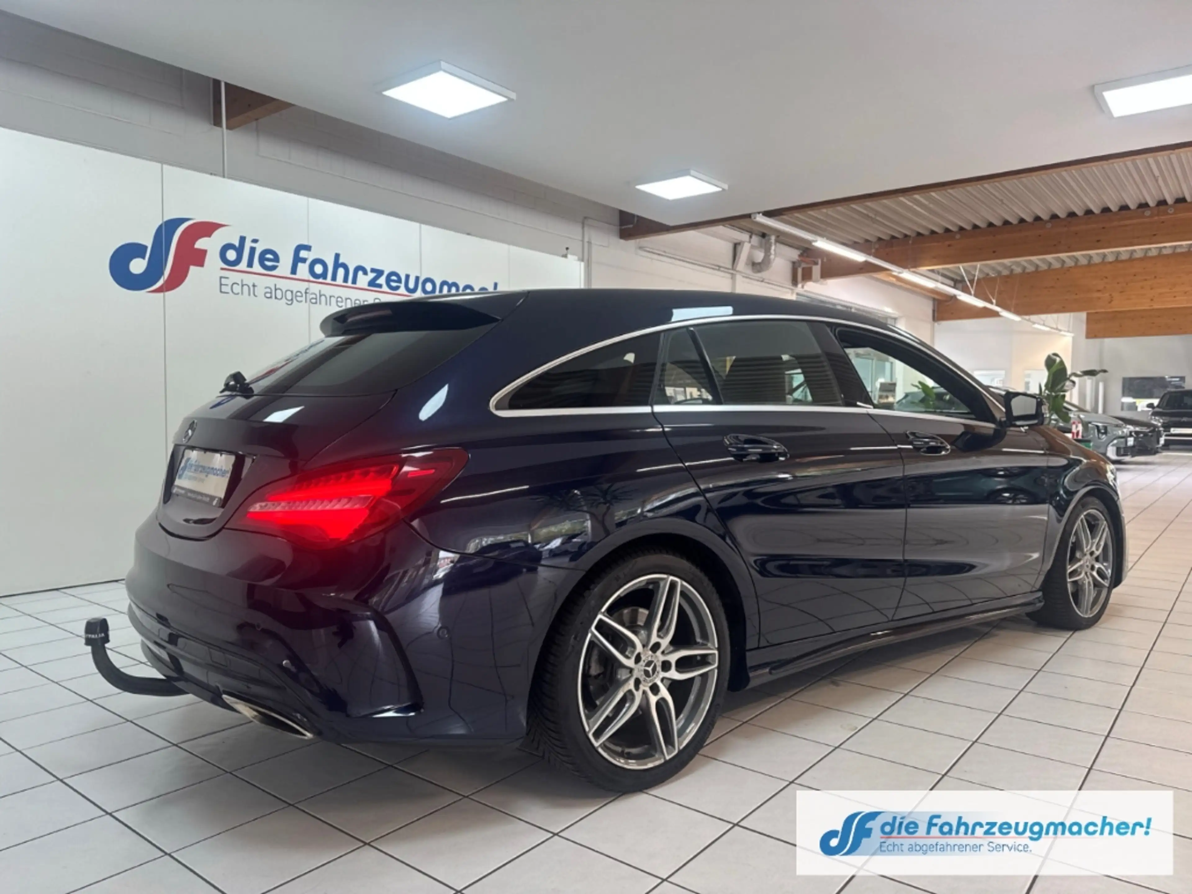 Mercedes-Benz CLA 180 AMG Sportpaket Navi LED *EXPORT — photo 4