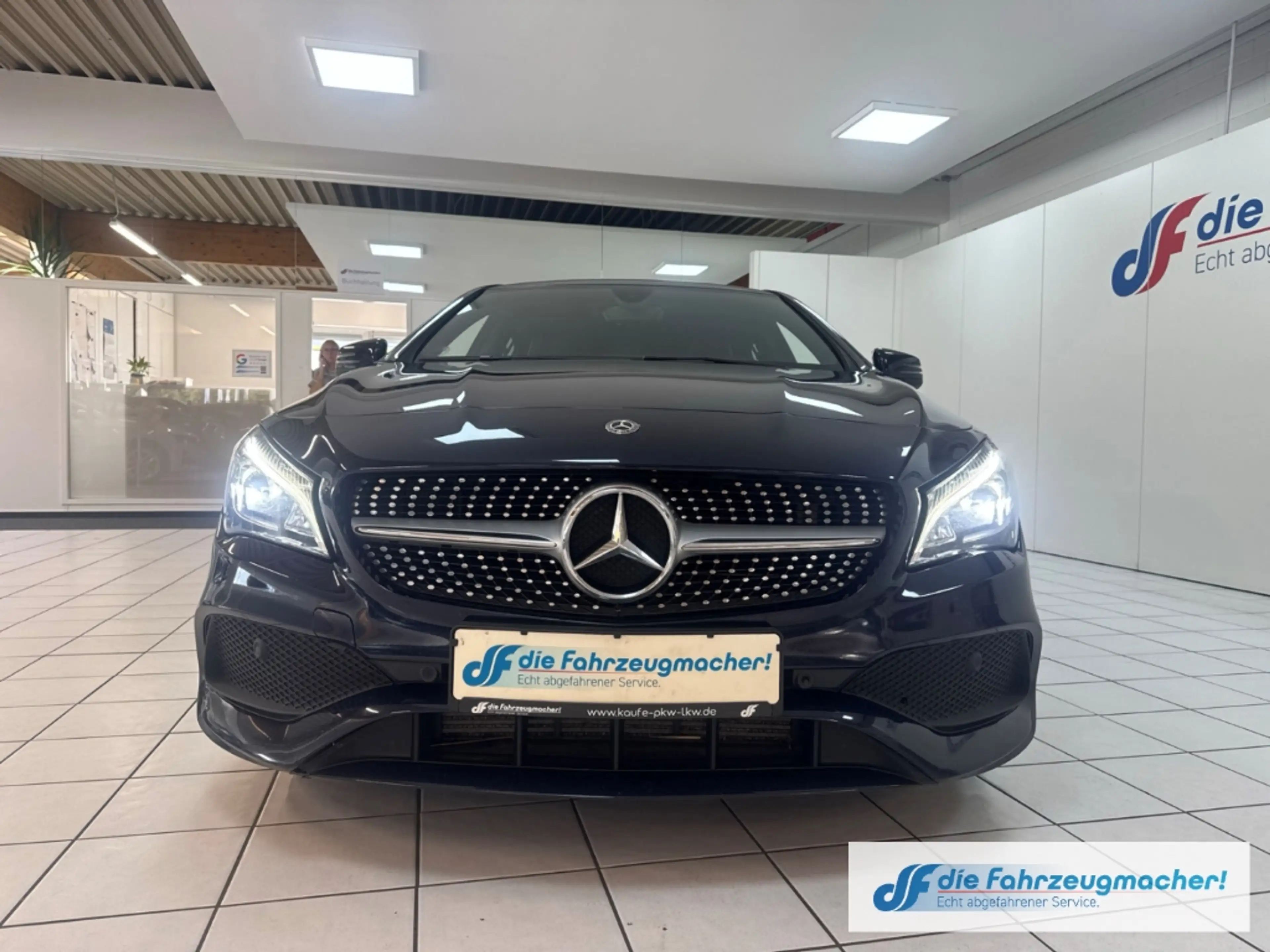 Mercedes-Benz CLA 180 AMG Sportpaket Navi LED *EXPORT — photo 5
