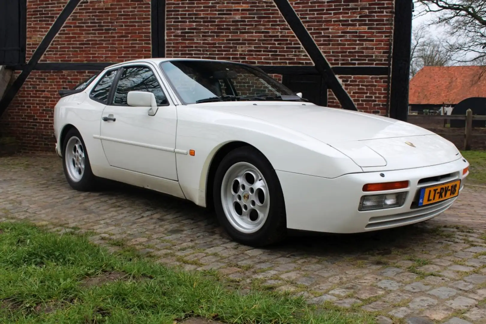 Porsche 944 turbo. Note 2 Bianco - 1