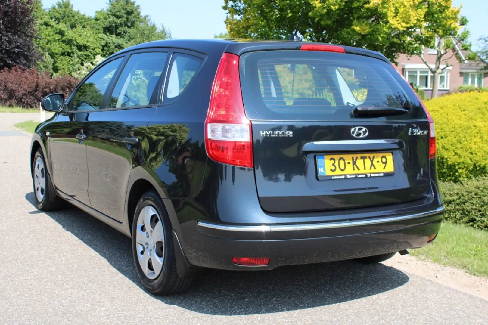 Hyundai i30 1.4i 109pk Blue Active Cool Airco/Elek ramen Noir - 2