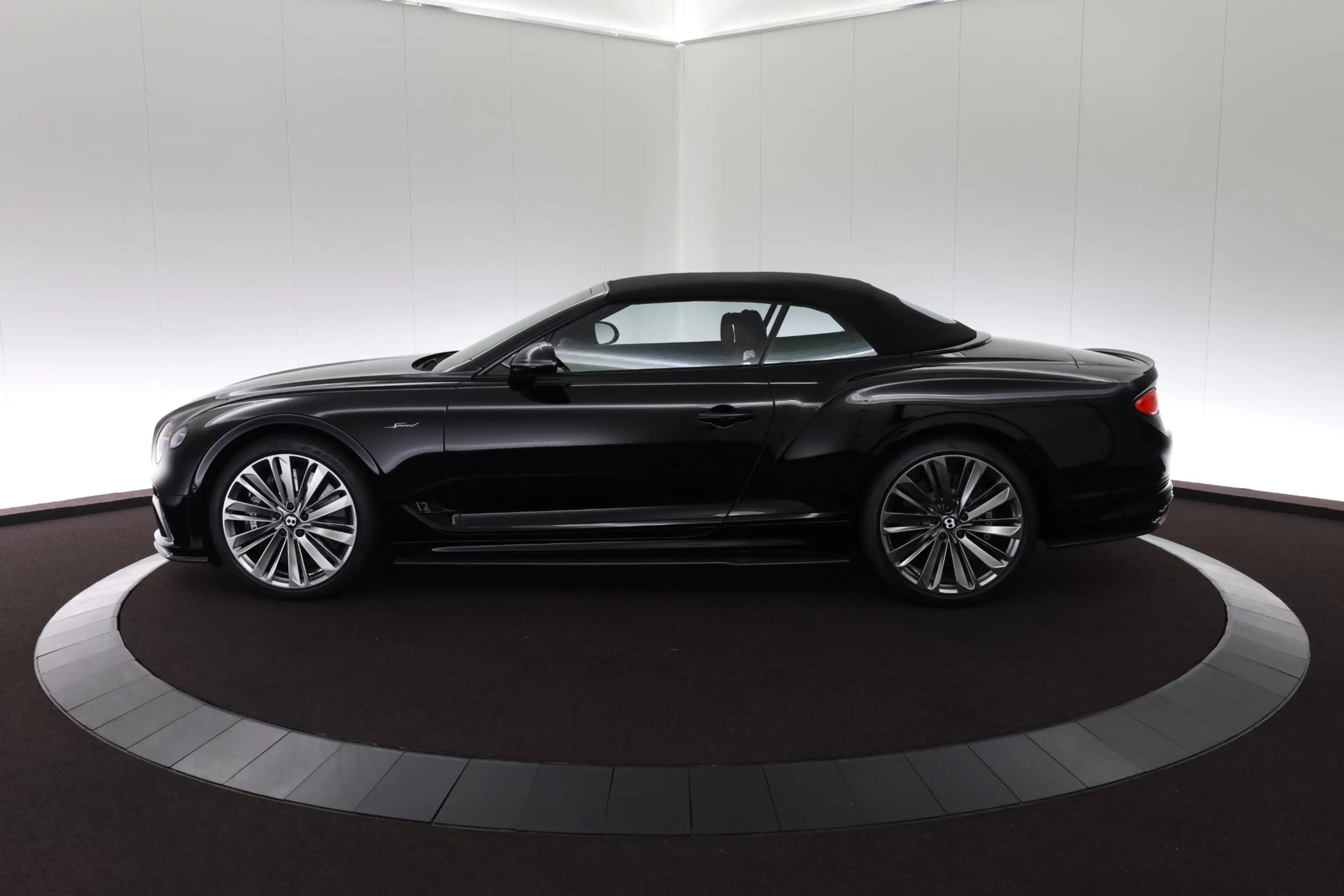 Bentley Continental GTC 6.0 W12 Speed -Keramisch/Carbon/Naim- — photo 4