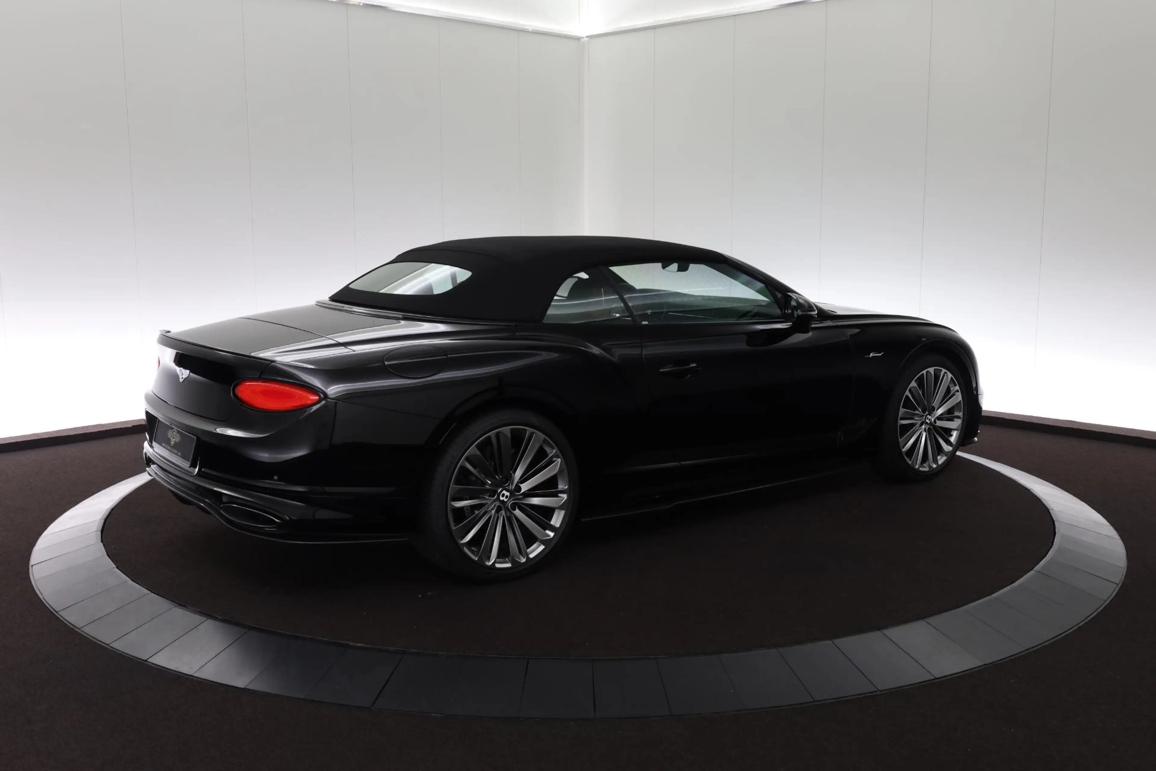 Bentley Continental GTC 6.0 W12 Speed -Keramisch/Carbon/Naim- — photo 10