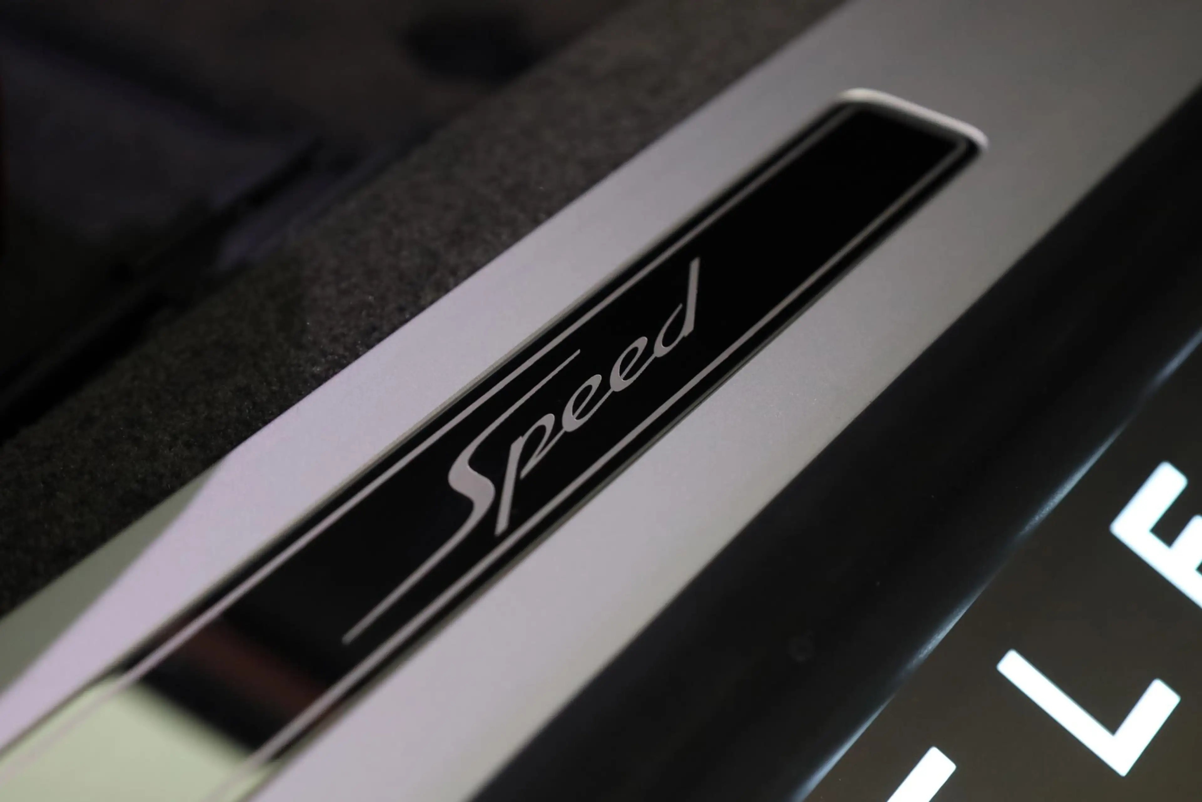 Bentley Continental GTC 6.0 W12 Speed -Keramisch/Carbon/Naim- — photo 29