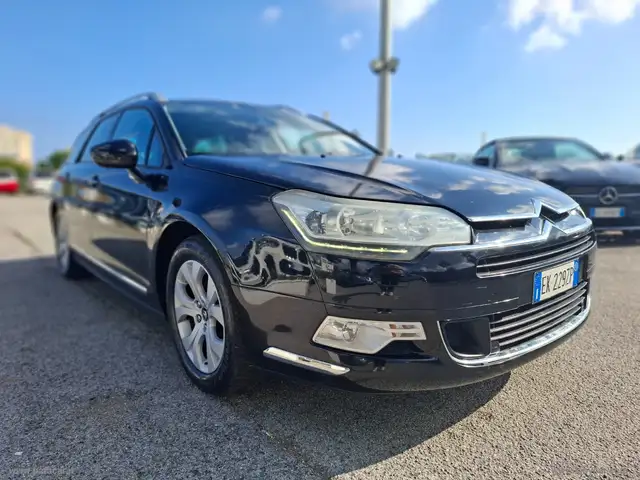 Citroen C5 view 3