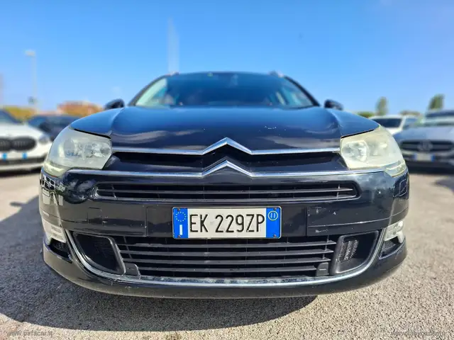 Citroen C5 view 2
