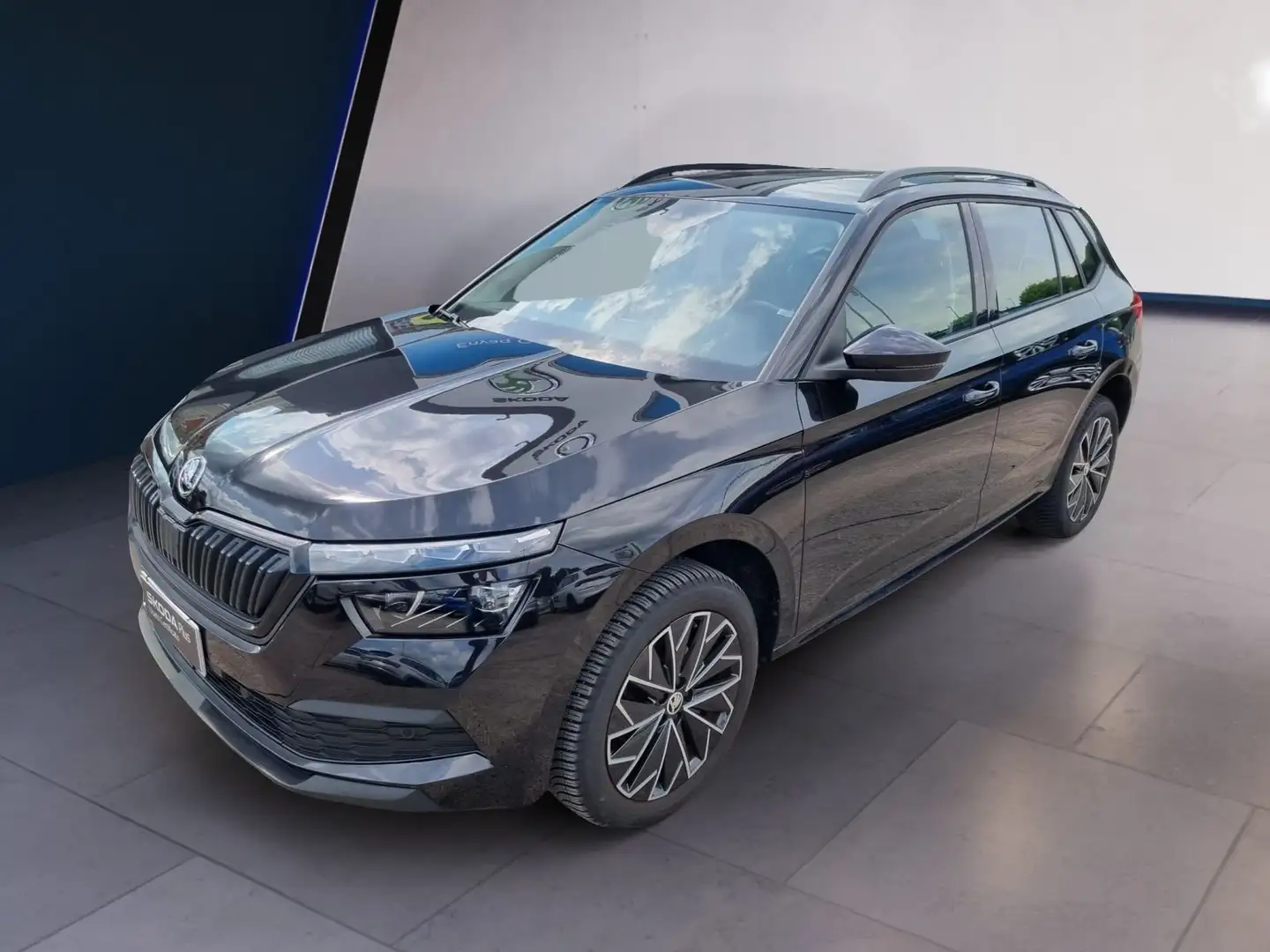 Skoda Kamiq 1.0 tsi style 110cv dsg Černá - 1