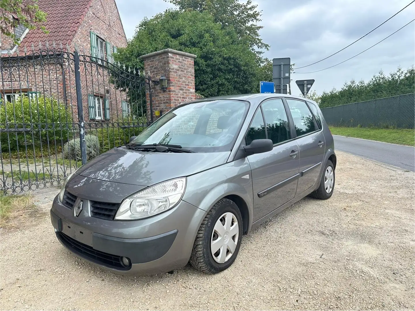 Renault Scenic EURO4/AUTOM. - Renault Scenic II - 2004 Benzine Gris - 1