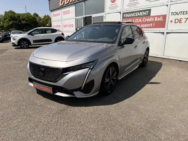 Peugeot 308 view 2