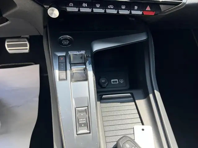 Peugeot 308 view 12