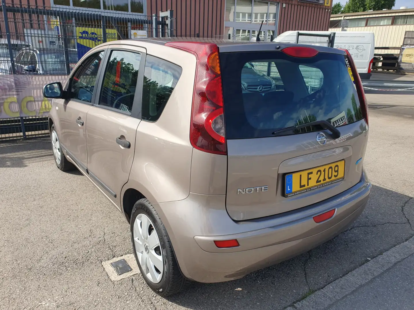 Nissan Note essence Bej - 2