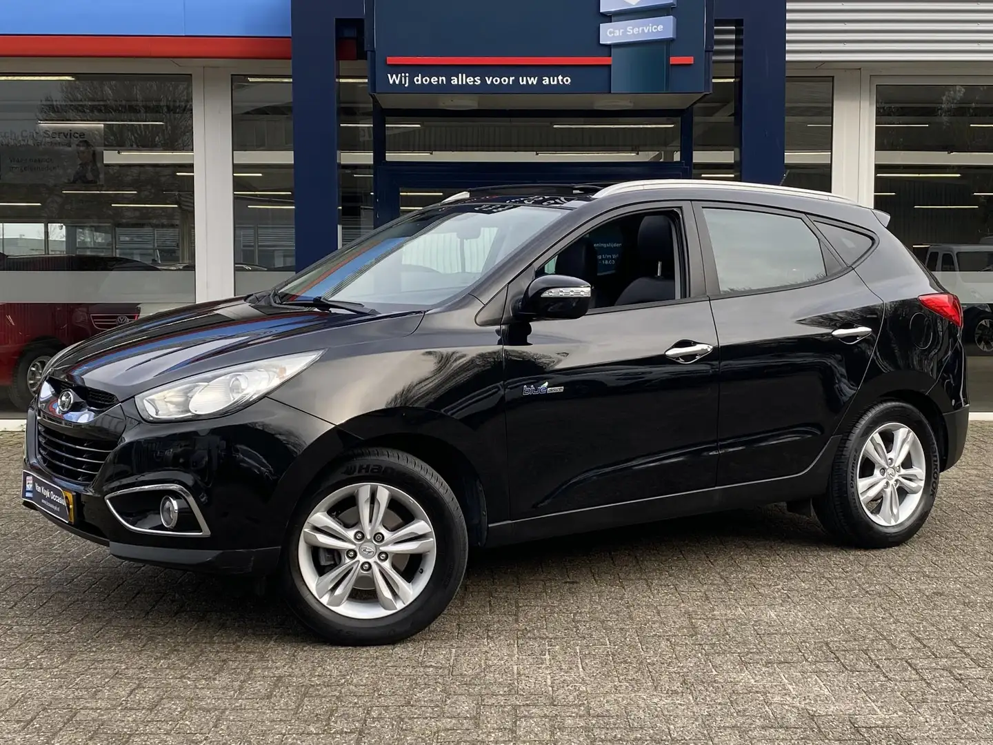 Hyundai iX35 1.6i GDI Style / NL-Auto / 135 PK / Dealer-Onderho Zwart - 2