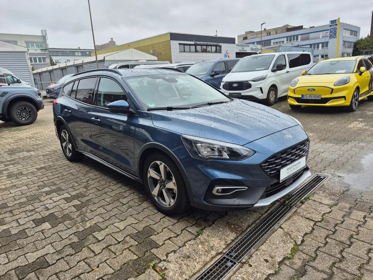 Ford Focus Focus Turnier Turnier 1.0 EcoBoost Hybrid ACTIVE - 2