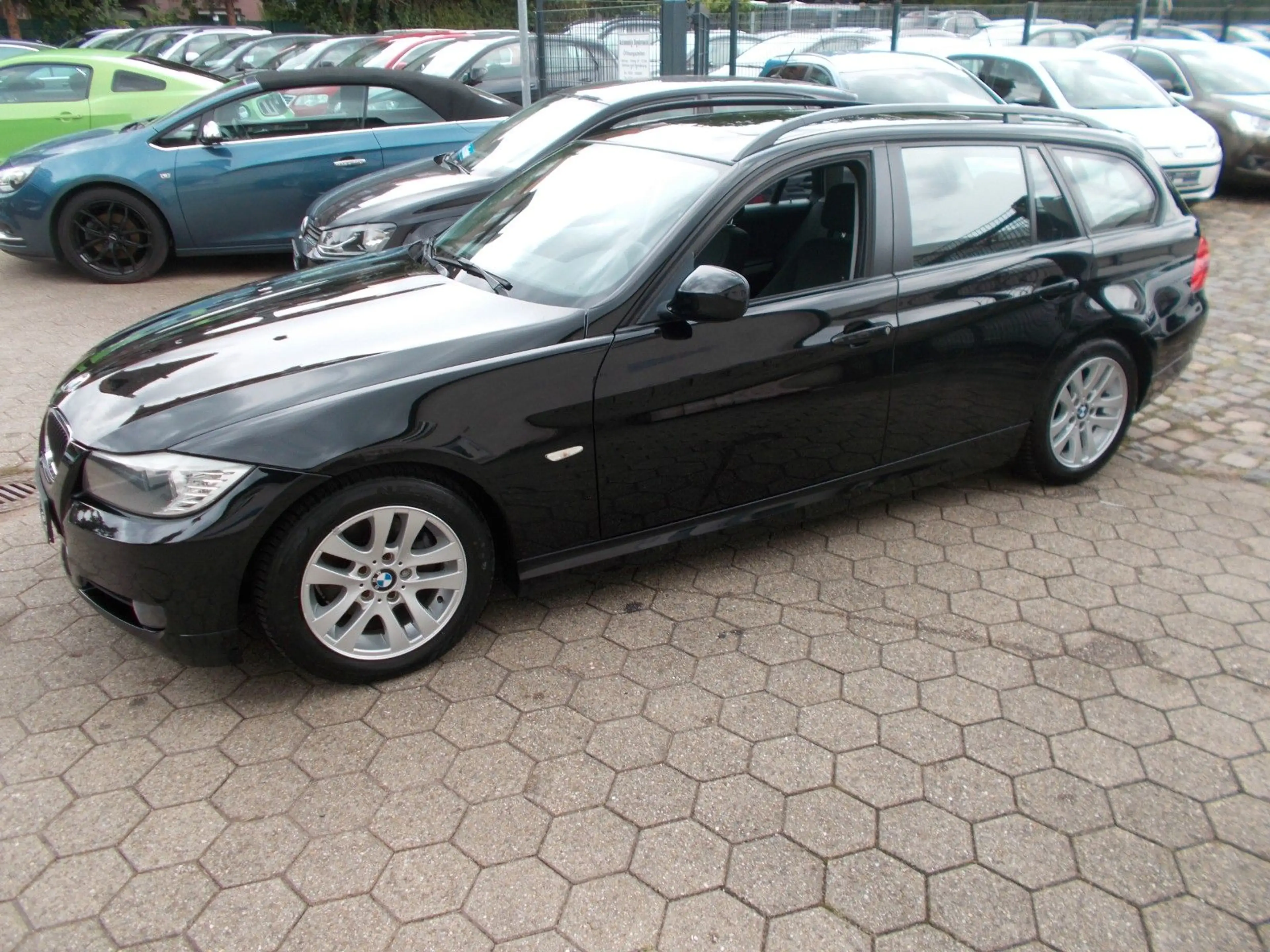 BMW 318 3 Touring 318 i — photo 6