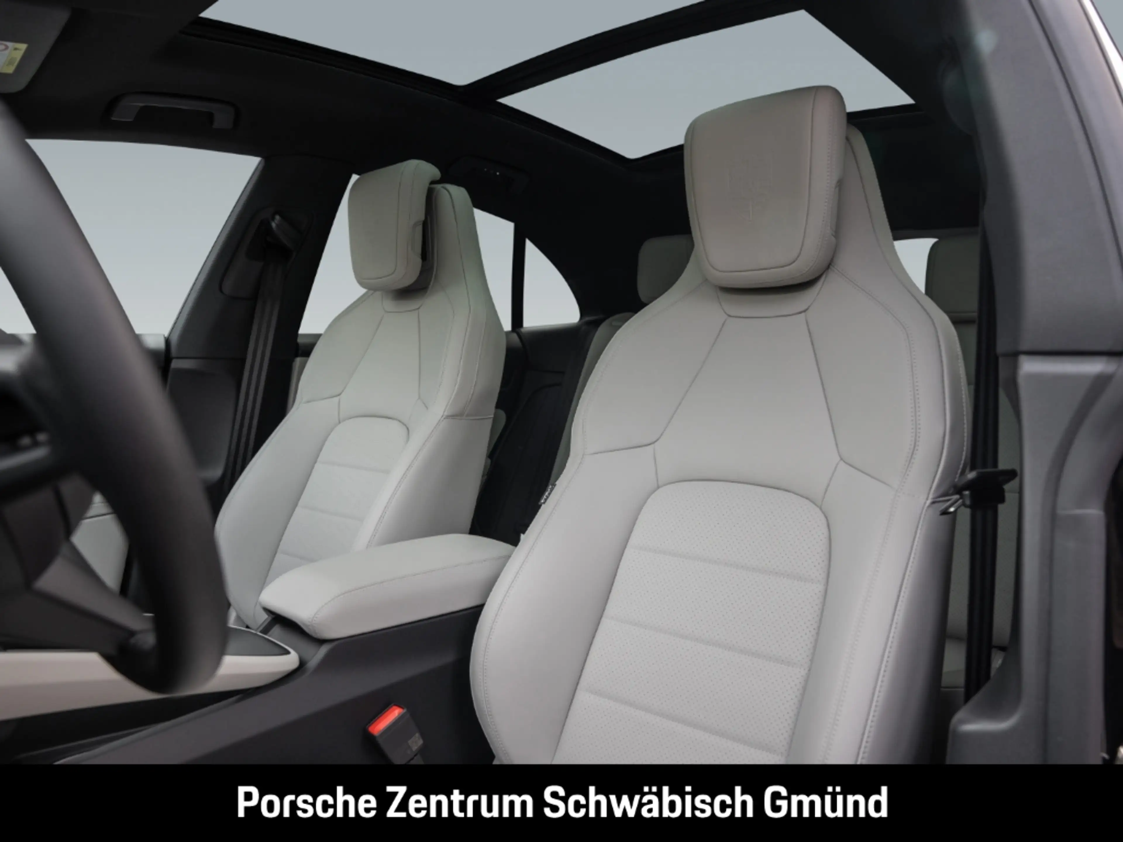 Porsche Macan BOSE Luftfederung PASM 21-Zoll Panorama — photo 6