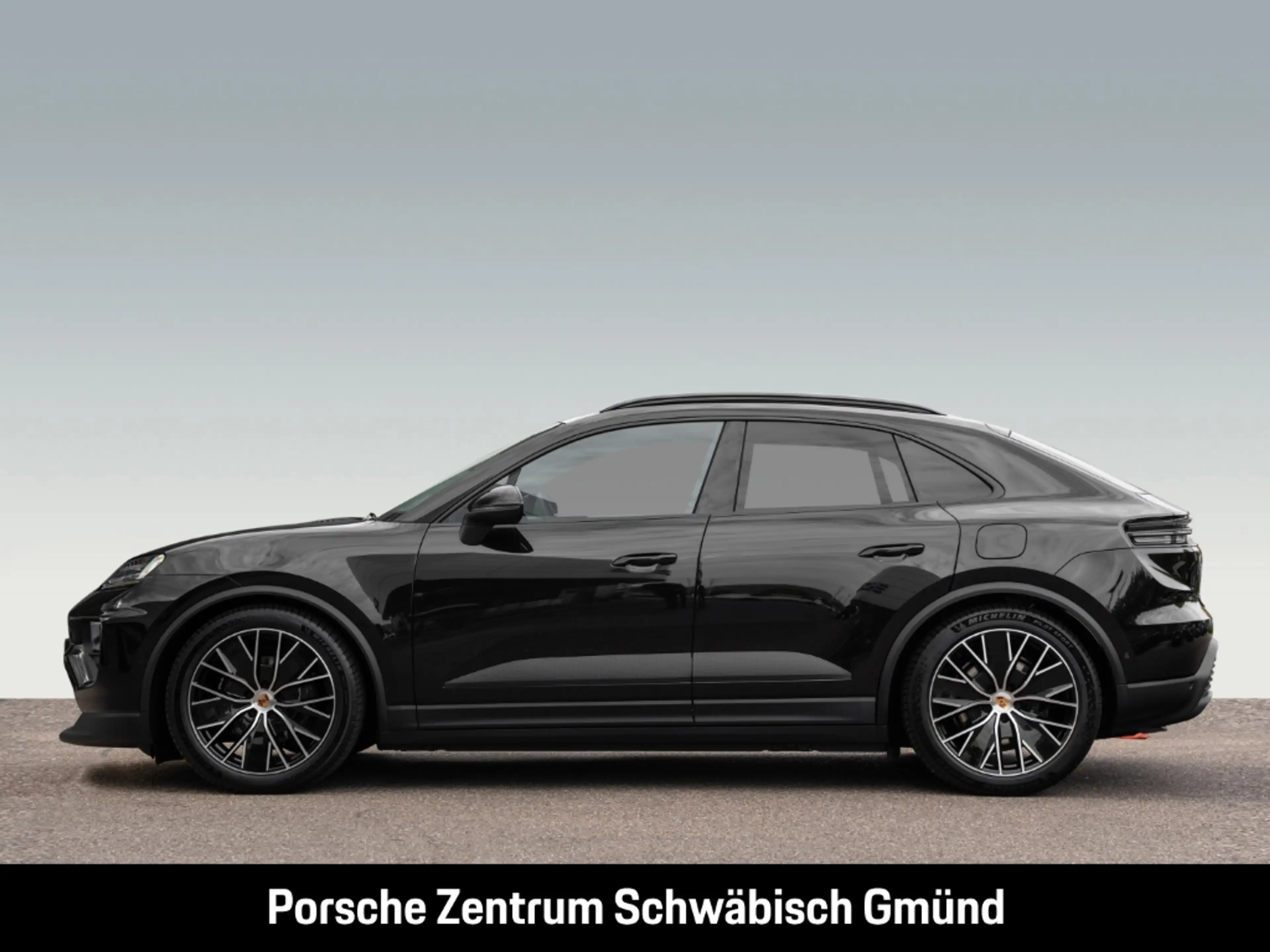 Porsche Macan BOSE Luftfederung PASM 21-Zoll Panorama — photo 2