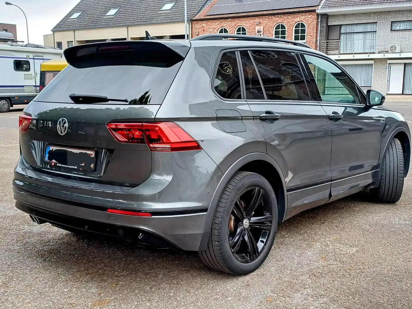 Volkswagen Tiguan Tiguan 1.5 TSI ACT OPF DSG Highline Gris - 2