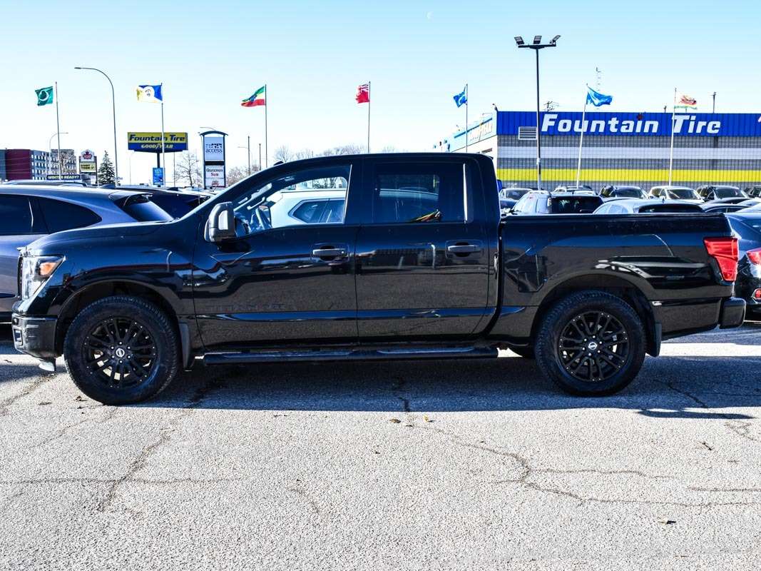 2018 Nissan Titan Crew Cab