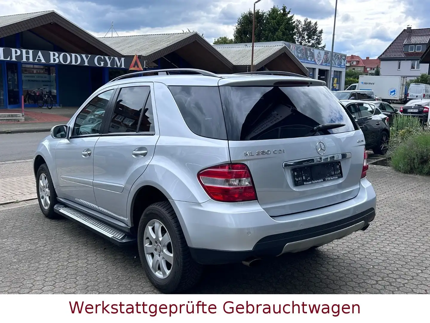 Mercedes-Benz ML 280 CDI 4 Matic*Navi*PDC*Sitzheiz*Bi-Xenon* Серебристый - 2