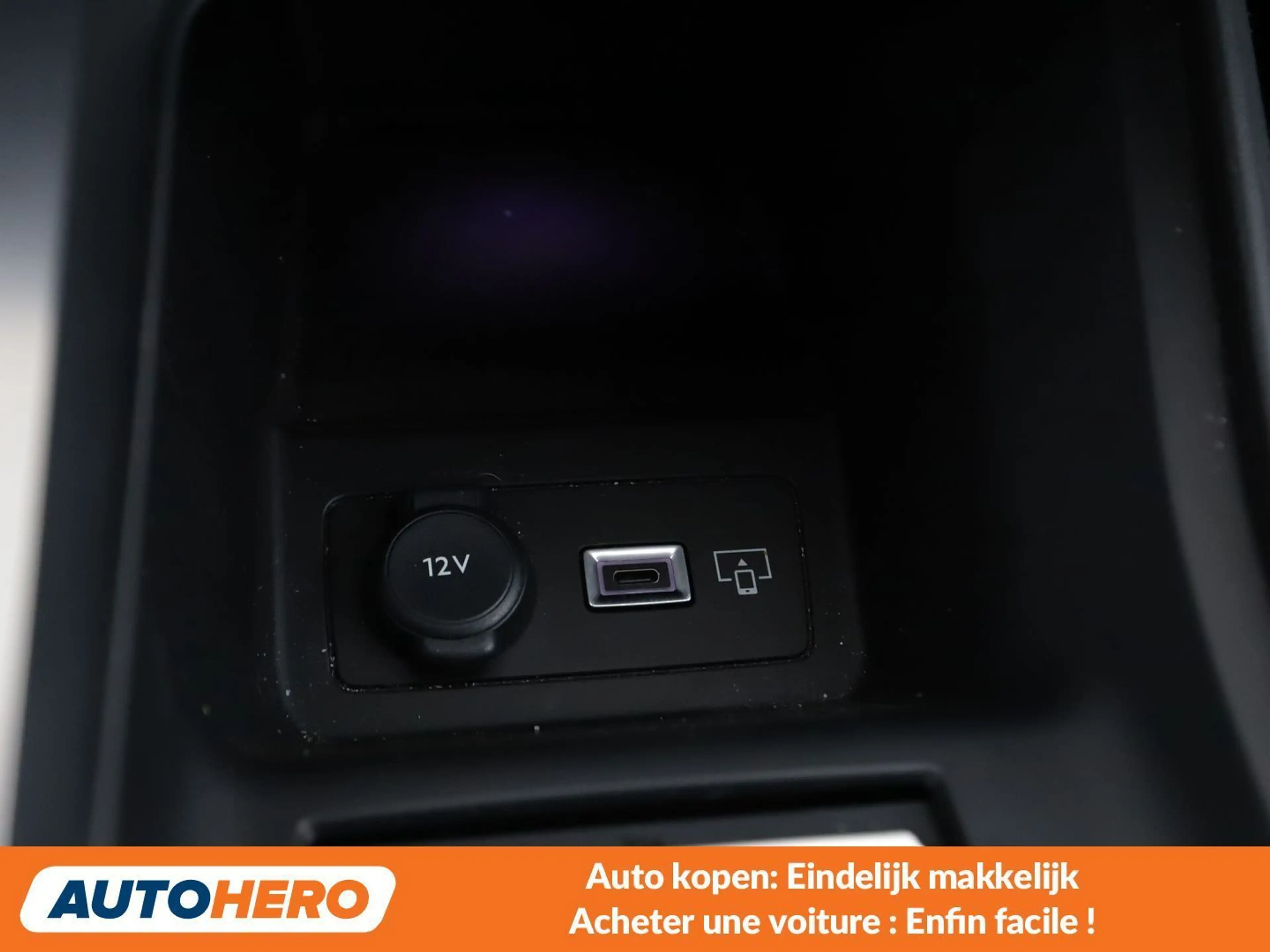 Peugeot 408 1.6 Hybrid GT — photo 15