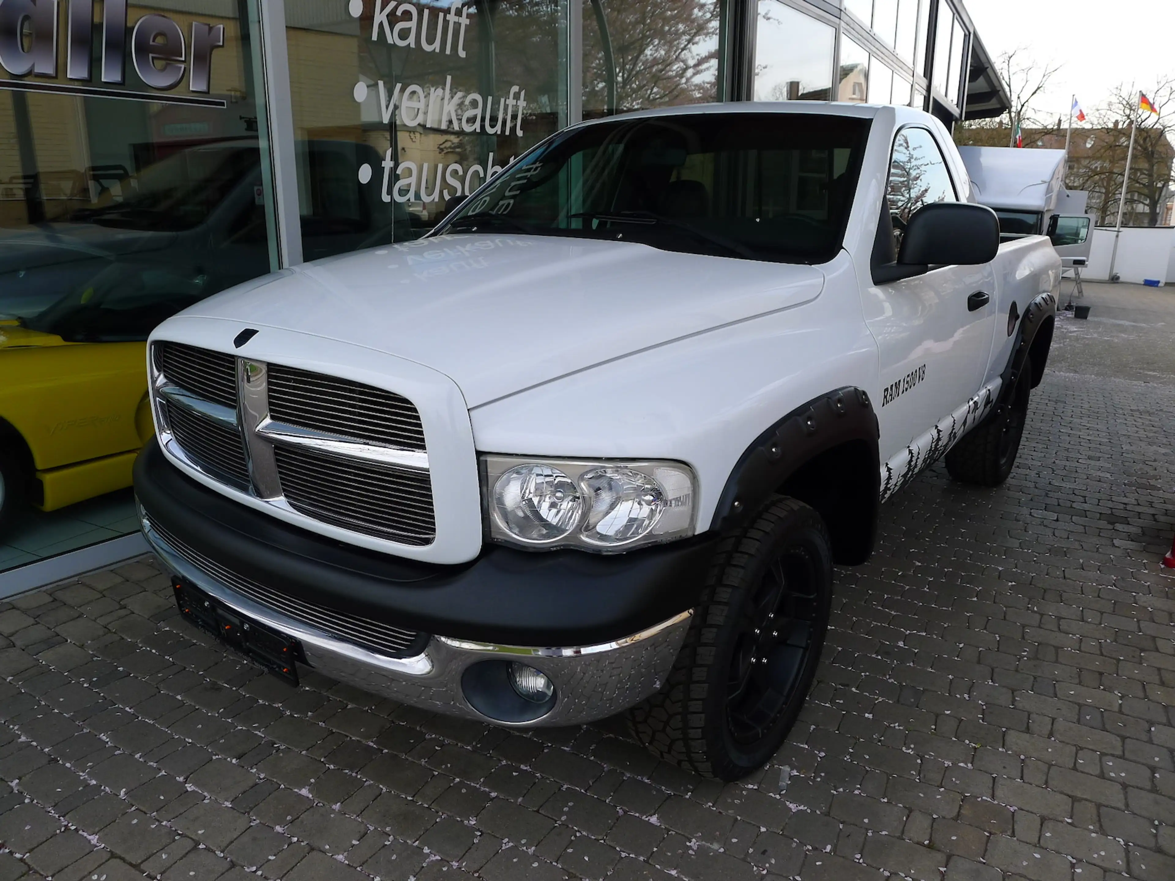 Dodge RAM 1500 Single Cab 3-Sitzer Schalter LKW-Zulas. — photo 2