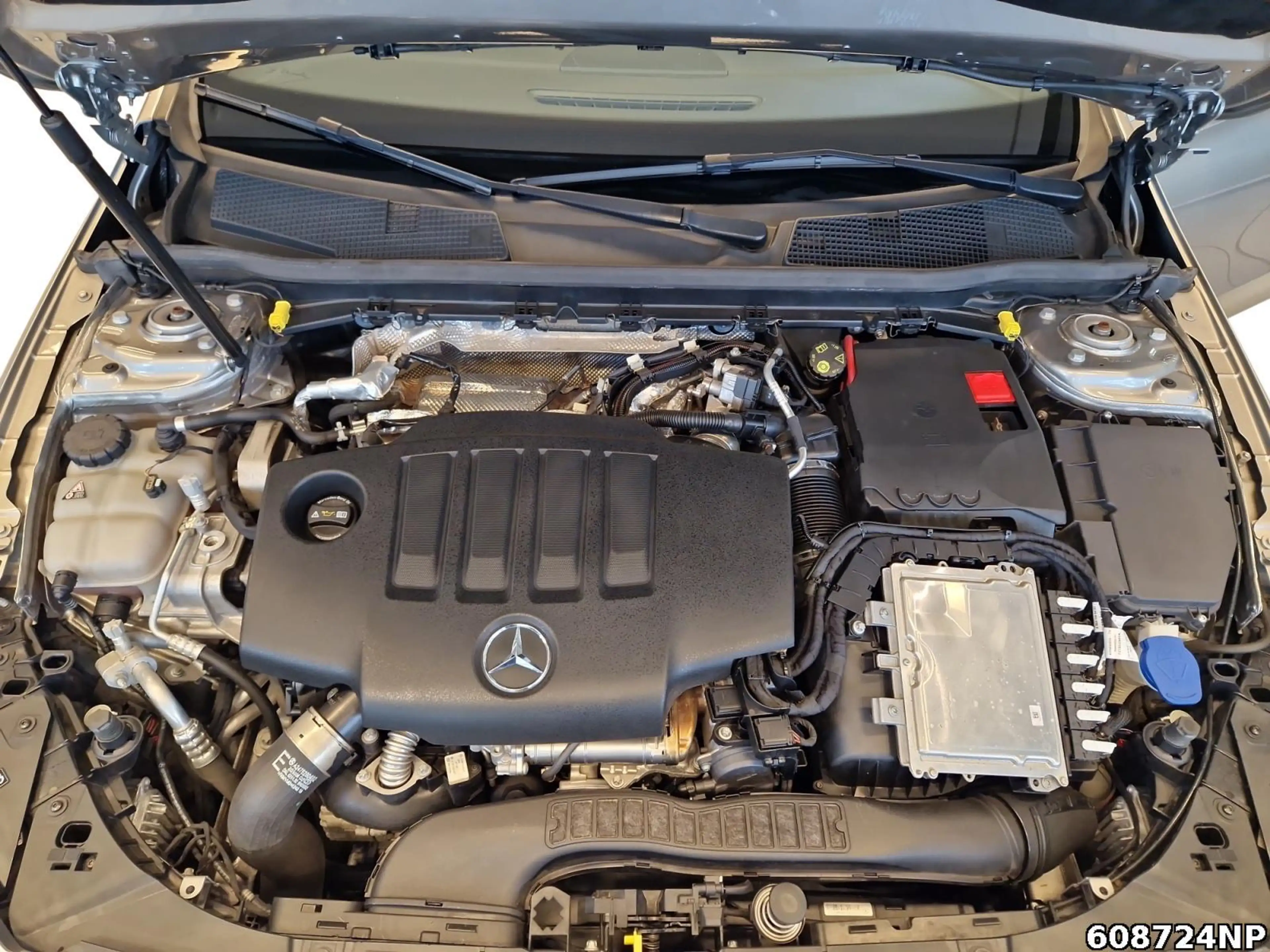 Mercedes-Benz A 220 d AMG Burmester Standh. Multibeam 360° kam — photo 14