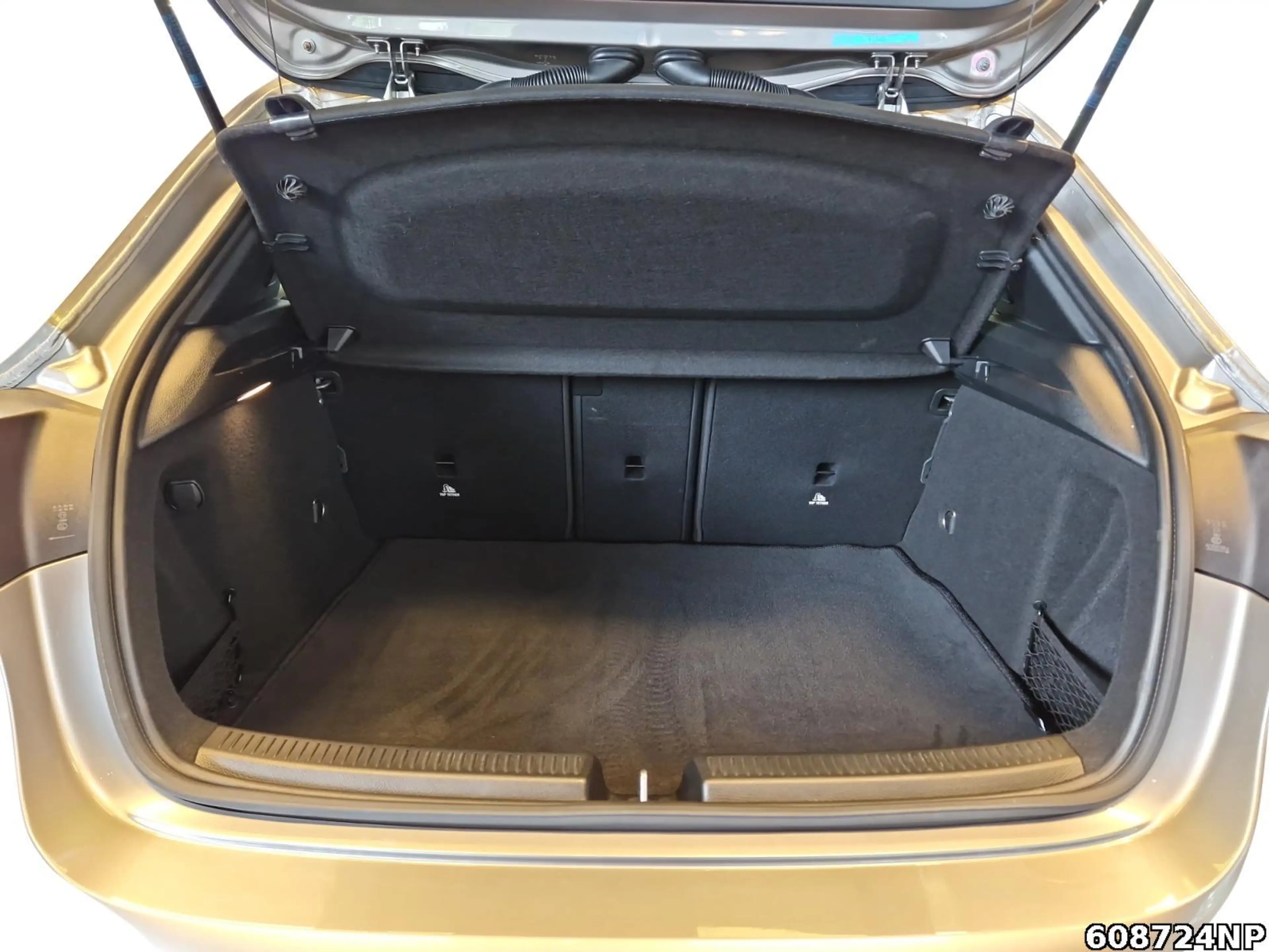 Mercedes-Benz A 220 d AMG Burmester Standh. Multibeam 360° kam — photo 13