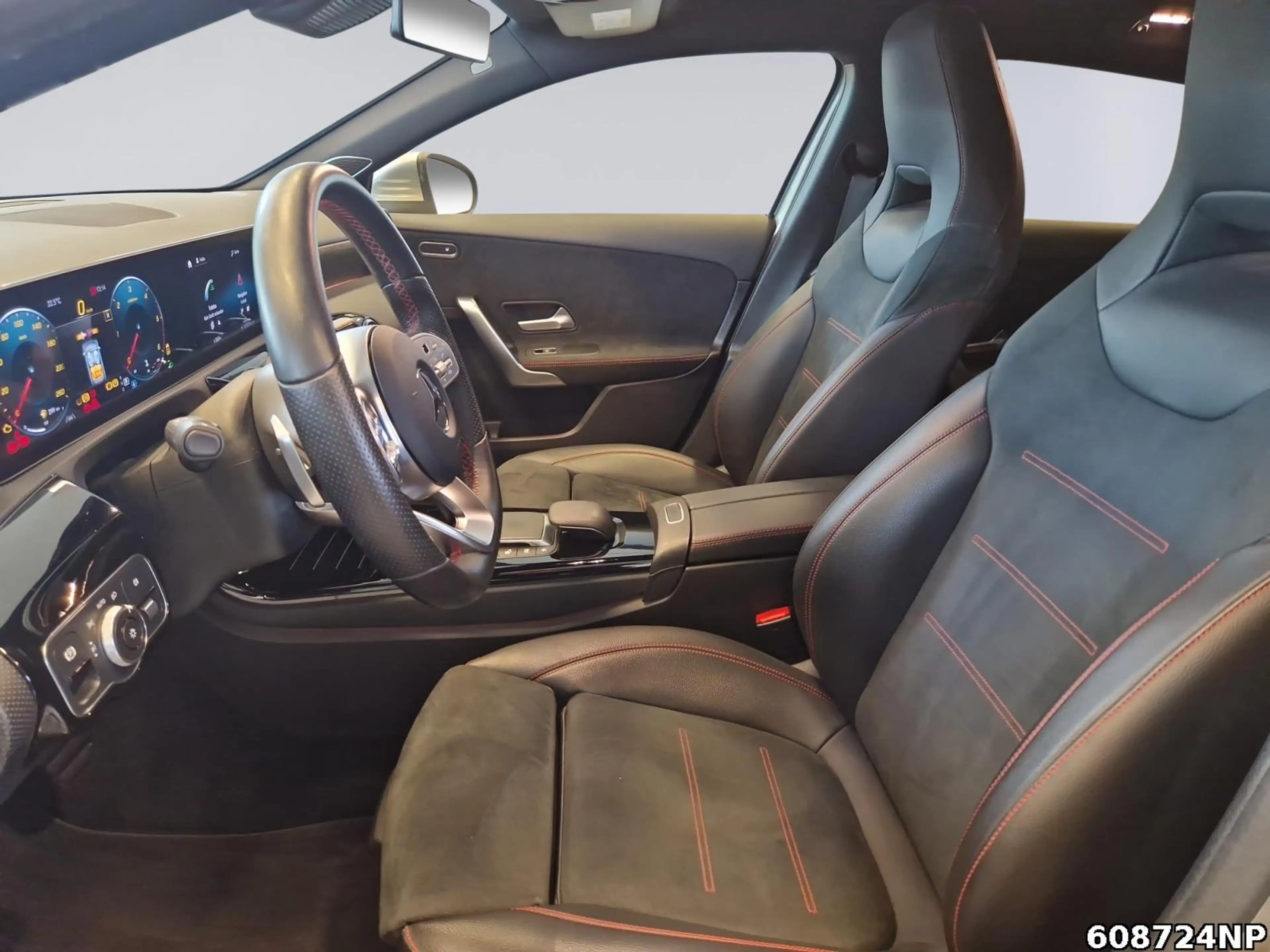 Mercedes-Benz A 220 d AMG Burmester Standh. Multibeam 360° kam — photo 9