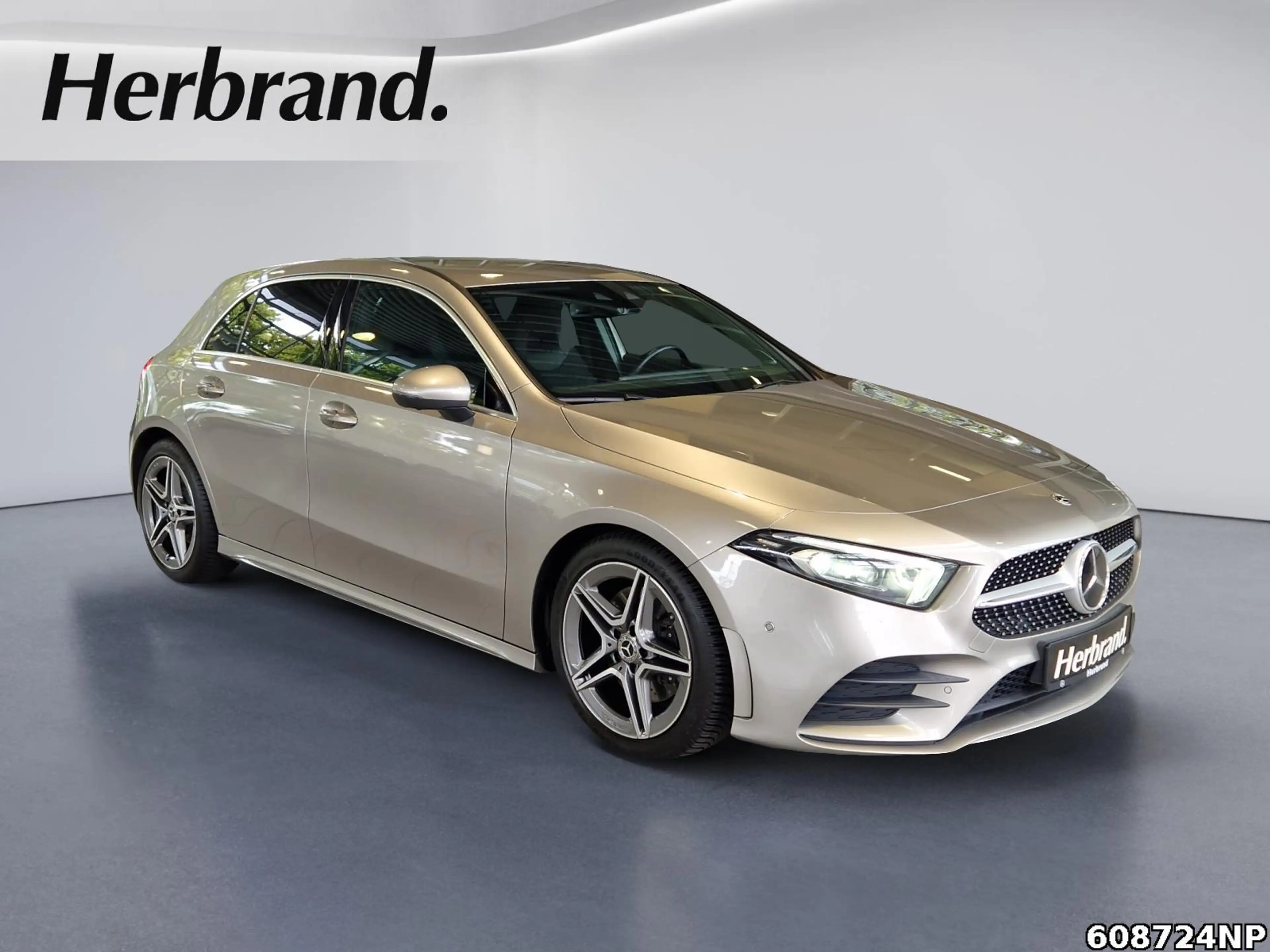 Mercedes-Benz A 220 d AMG Burmester Standh. Multibeam 360° kam — photo 2