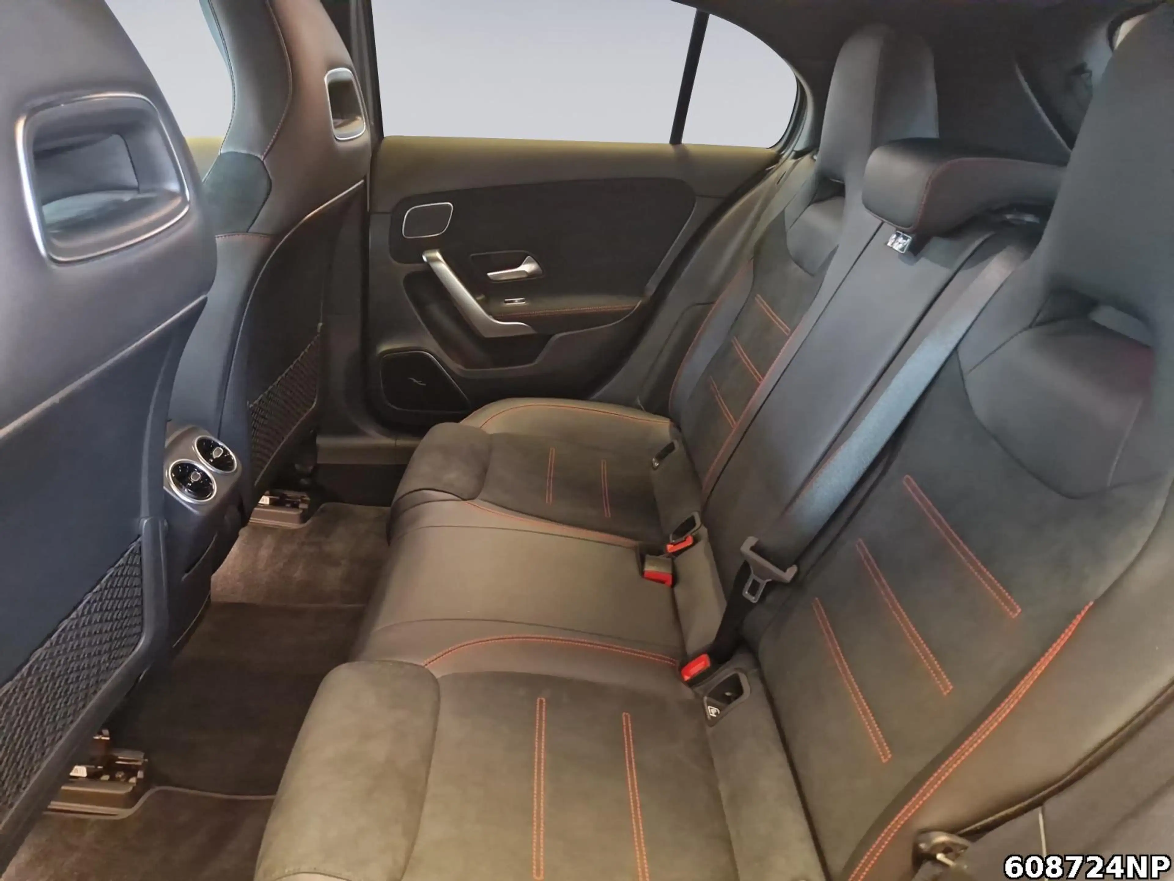 Mercedes-Benz A 220 d AMG Burmester Standh. Multibeam 360° kam — photo 10