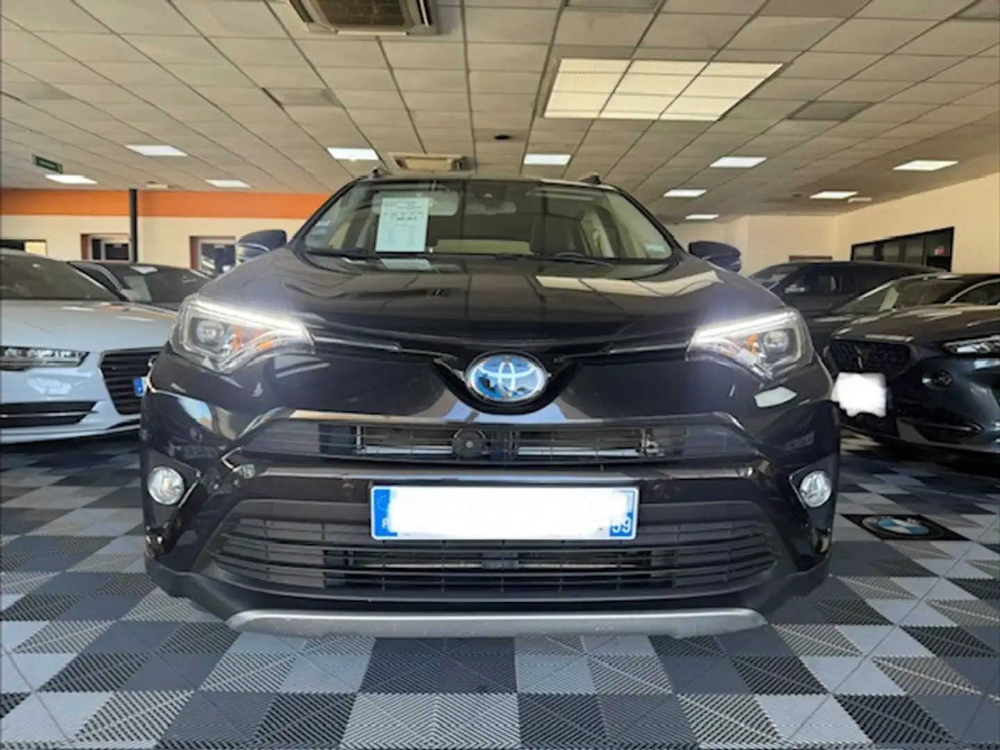 Toyota RAV 4 Design Hybrid Multidrive ECVT Brun - 1