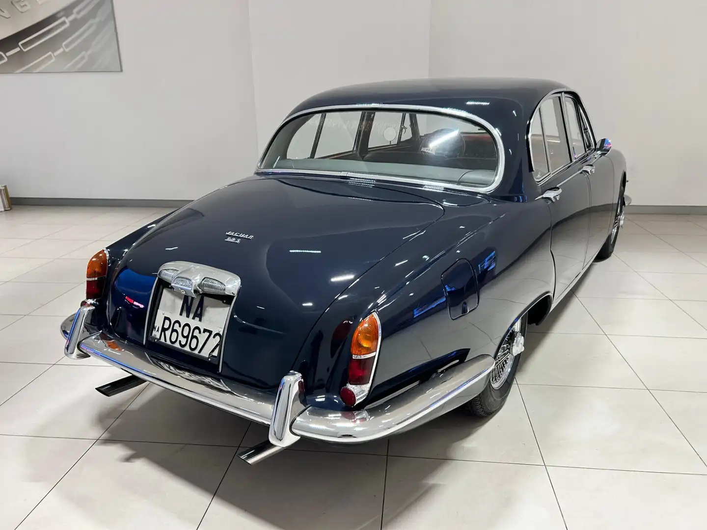 Jaguar MK II S-Type 3.8 S Bleu - 2