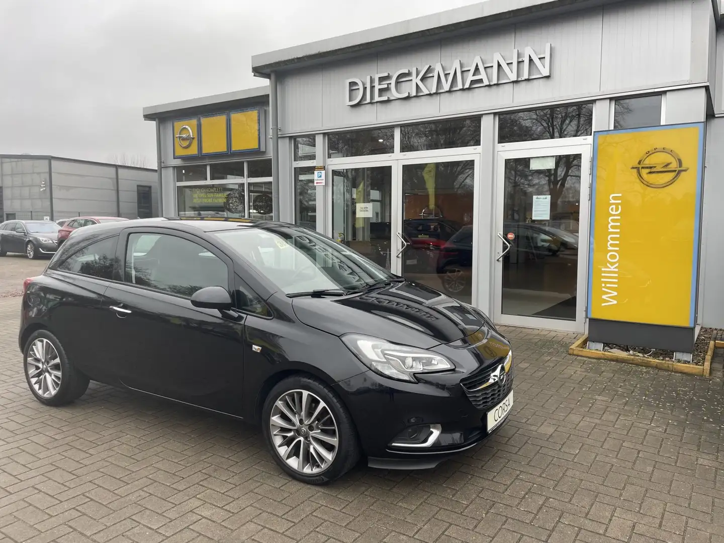 Opel Corsa Innovation SHZ PDC LM-17 Z IntelliLink Schwarz - 2
