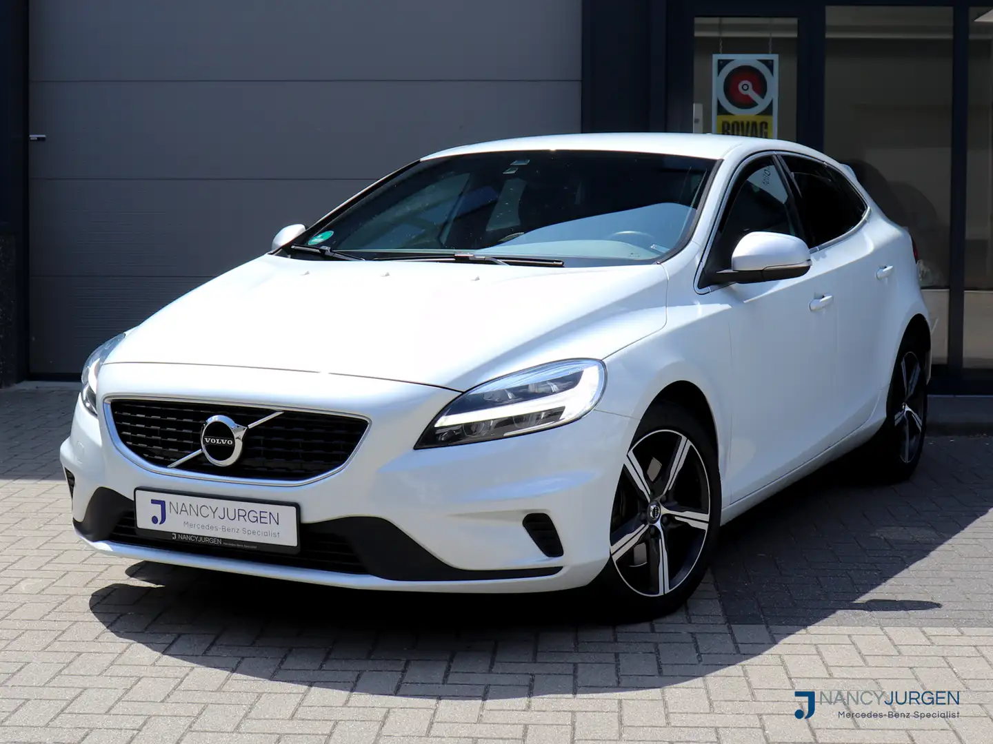 Volvo V40 2.0 T4 R Design | ECC | DAB | Navi Sensus Connect Blanco - 1