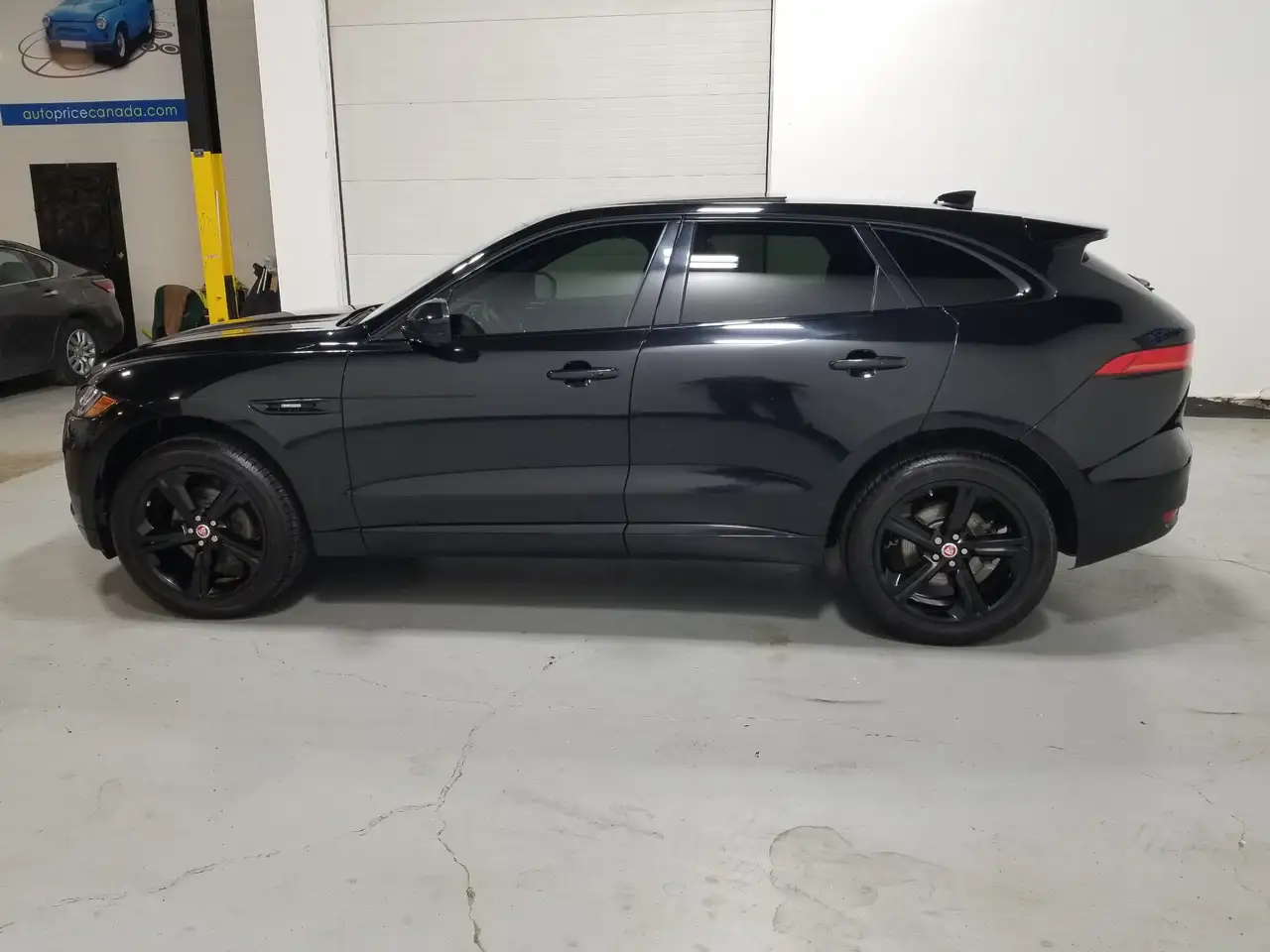 Jaguar F-Pace снимка Jaguar F-Pace