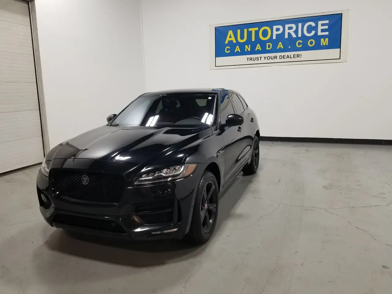 Jaguar F-Pace снимка Jaguar F-Pace