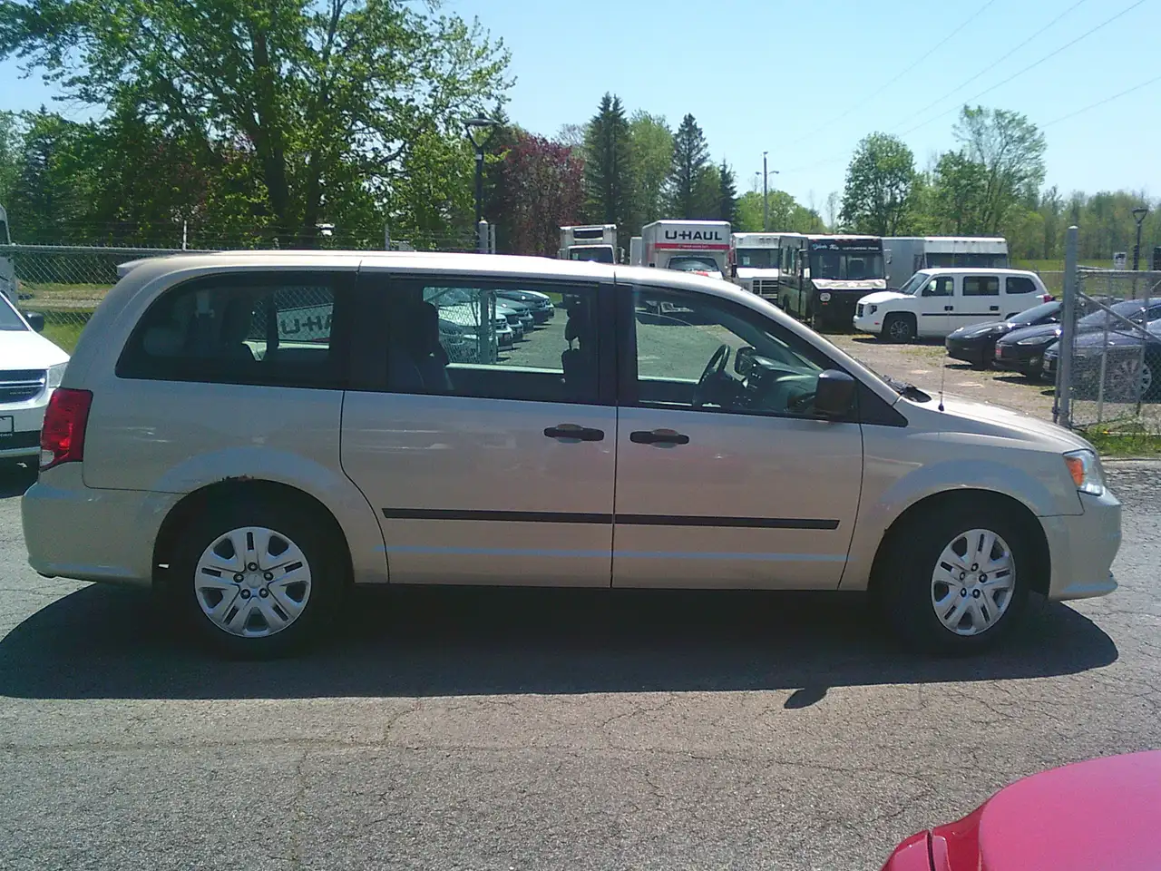 Dodge Grand Caravan снимка Dodge Grand Caravan
