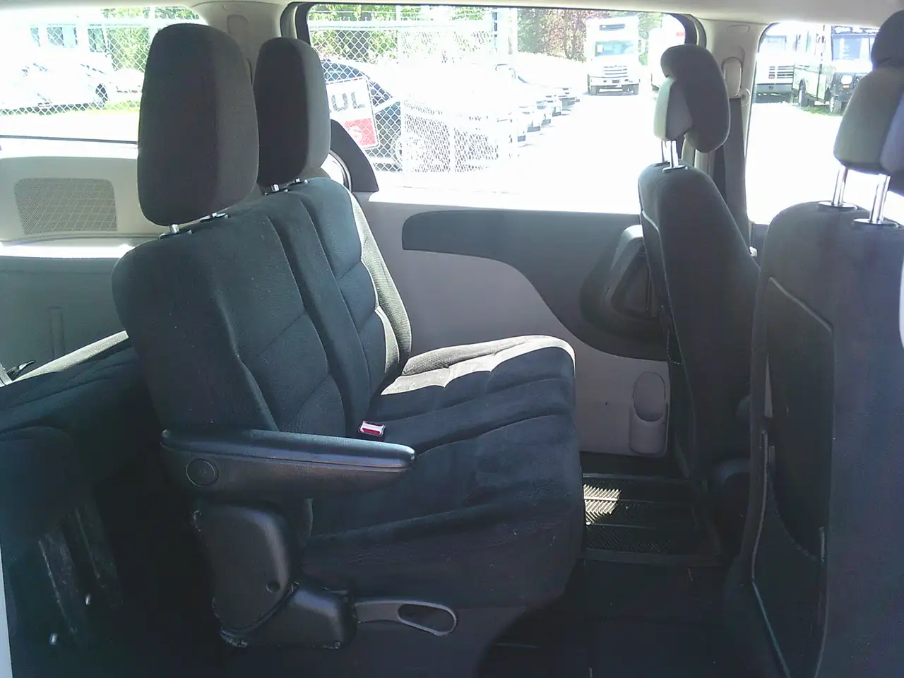 Dodge Grand Caravan снимка Dodge Grand Caravan