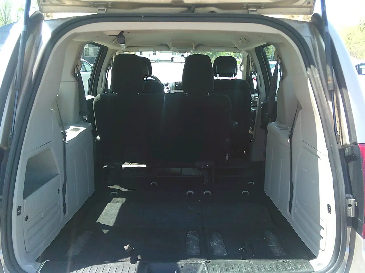 Dodge Grand Caravan снимка Dodge Grand Caravan