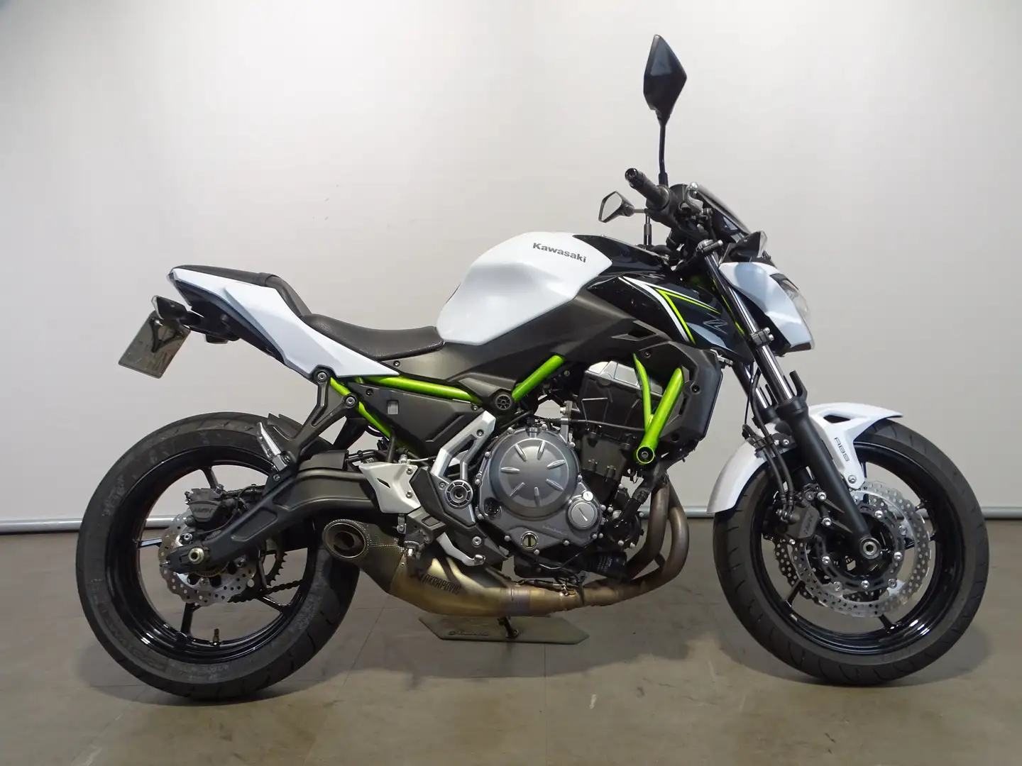 Kawasaki Z 650 Wit - 1