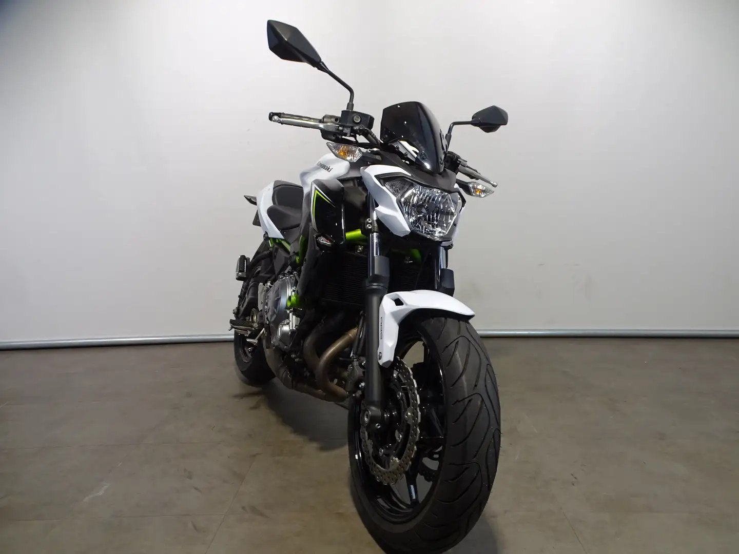 Kawasaki Z 650 Wit - 2