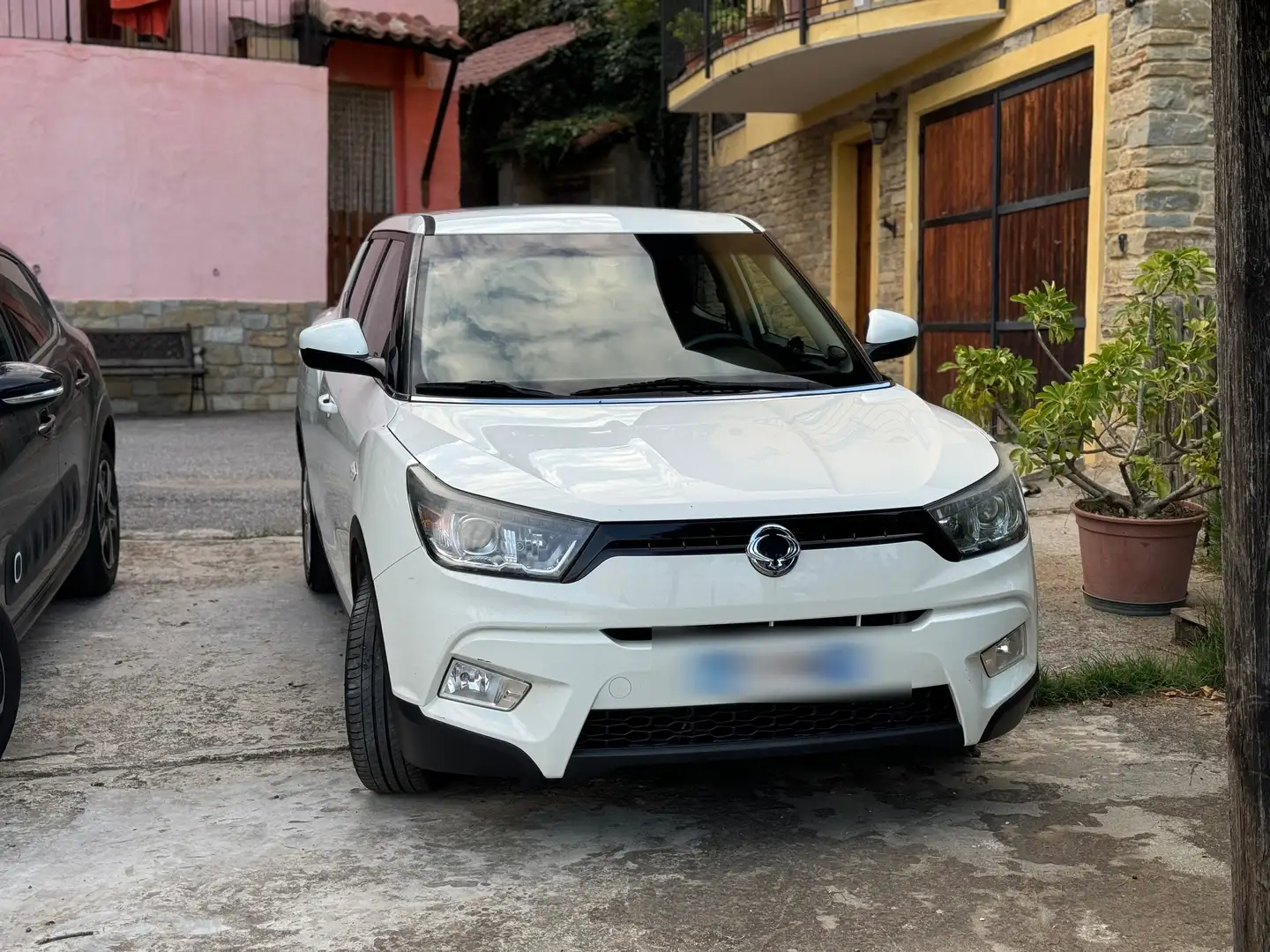 SsangYong Tivoli Tivoli1.6 Go bi-fuel Gpl 2wd Blanc - 1