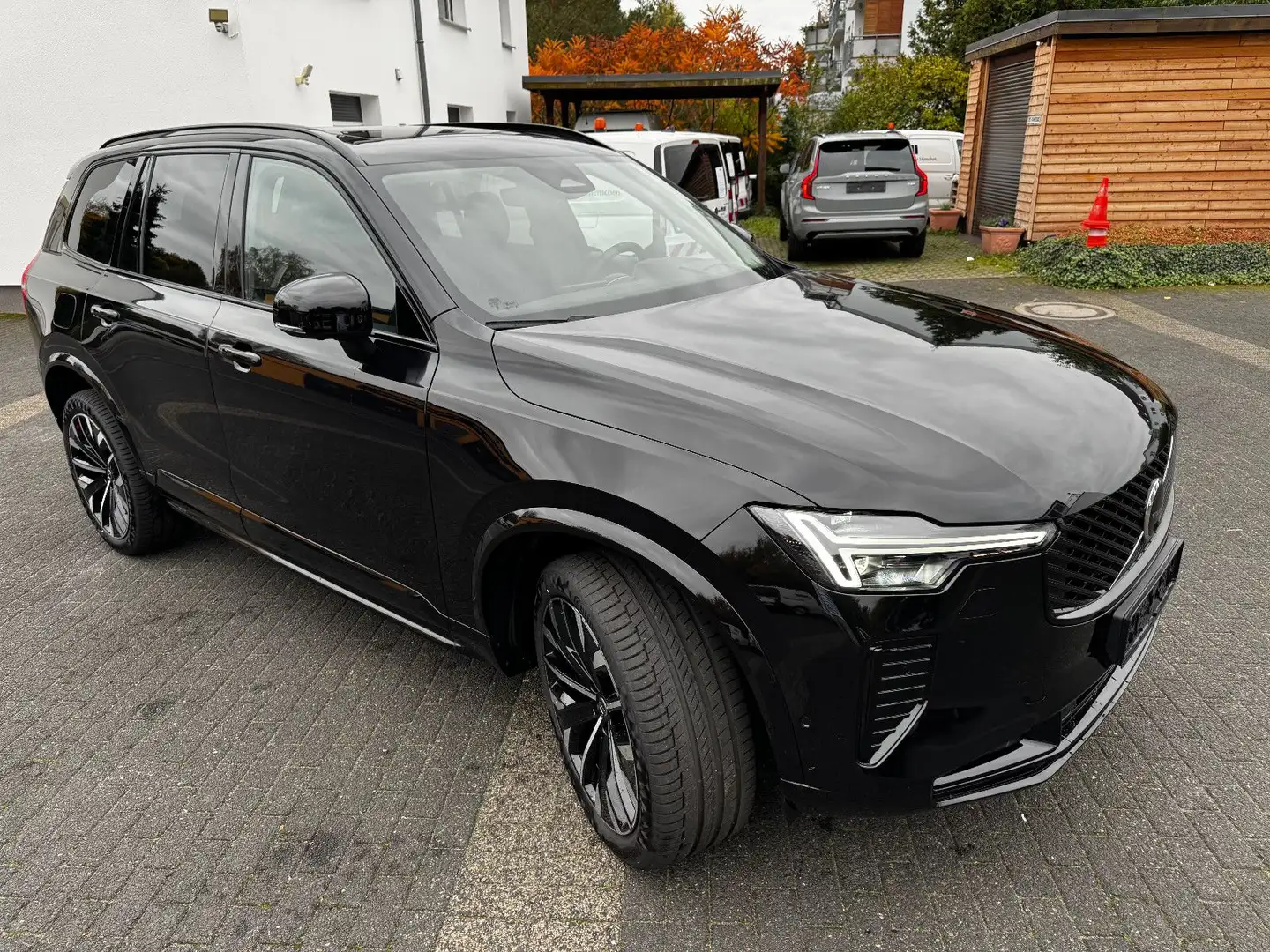 Volvo XC90 Ultra Dark Plug-In Hybrid AWD Schwarz - 2
