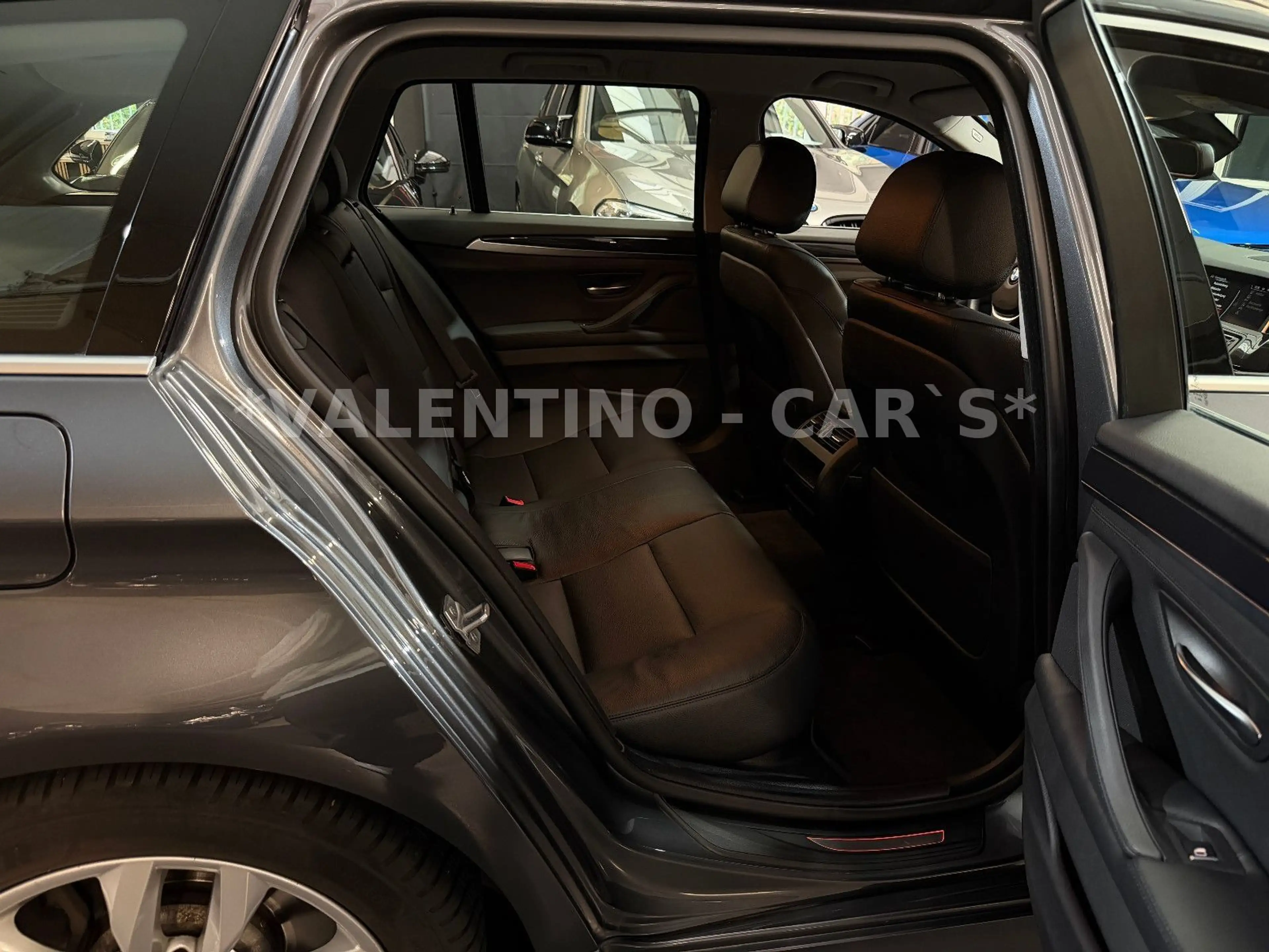 BMW 535 xd Touring xDrive/Head/AHK/H&K/ACC/Ambi/Autom — photo 15