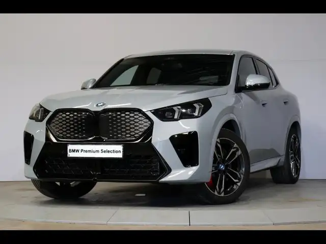 BMW iX2 eDrive20 Kit M Sport