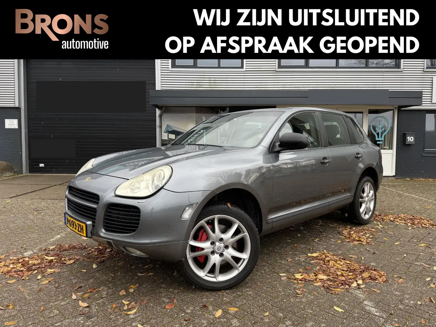 Porsche Cayenne 4.5 Turbo full options Youngtimer Grijs - 1