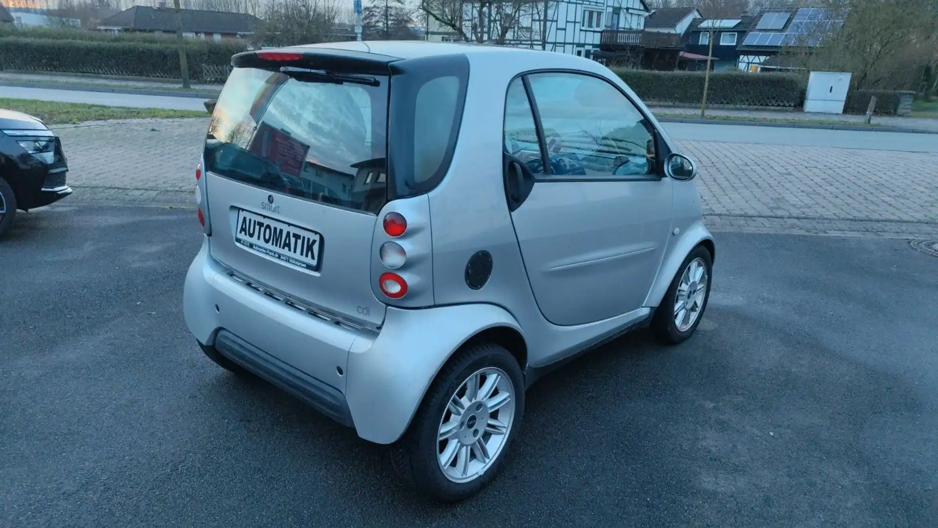 smart forTwo smart cdi HU 09/2026 WR neu Argintiu - 2