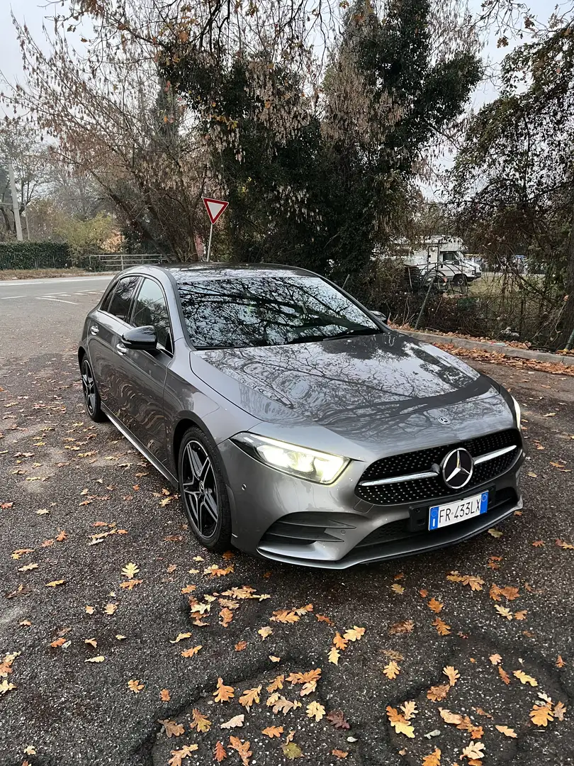 Mercedes-Benz A 180 d Automatic Sport Grigio - 1